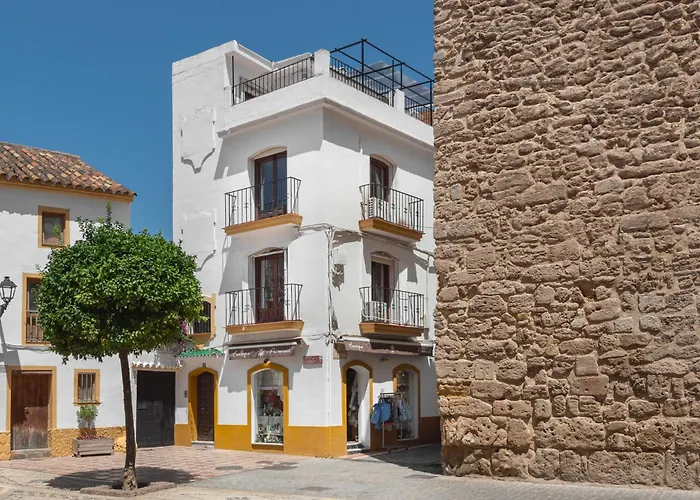 Encantadora Casa En El Casco Antiguo De Marbella