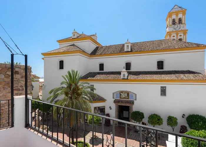 Encantadora Casa En El Casco Antiguo De Marbella